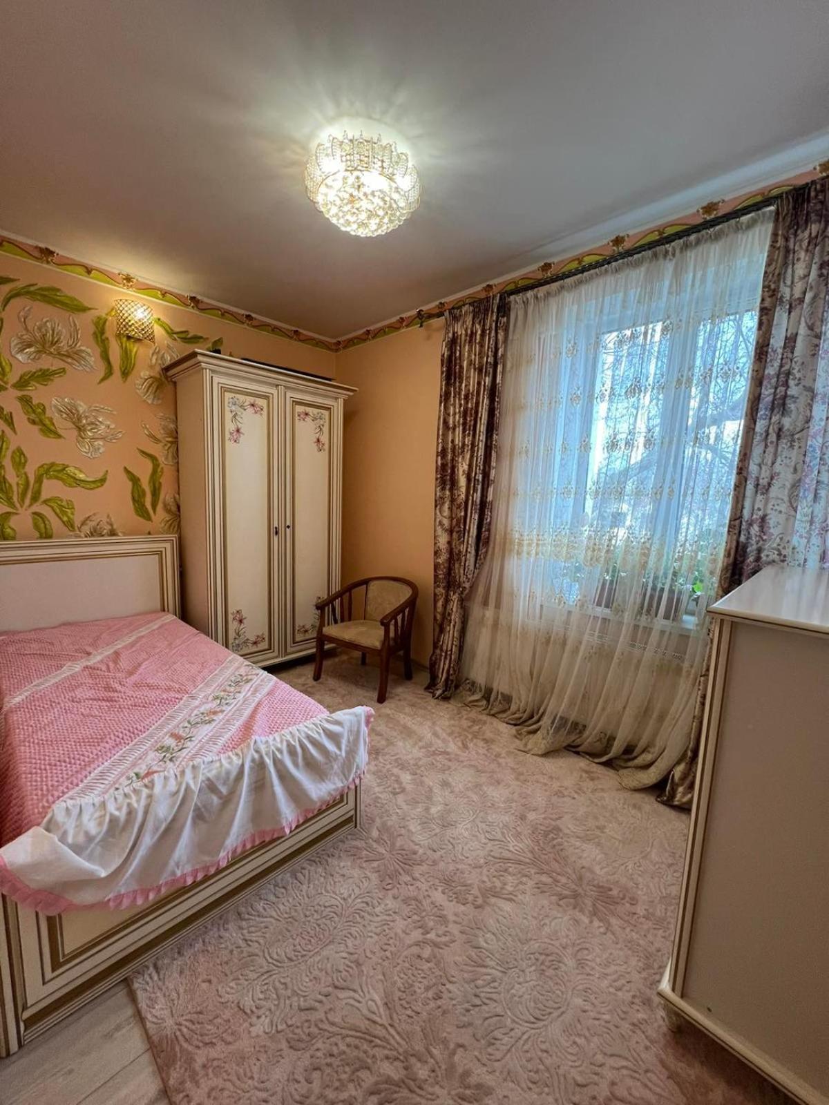 Gold Rose Apartament 키시나우 외부 사진